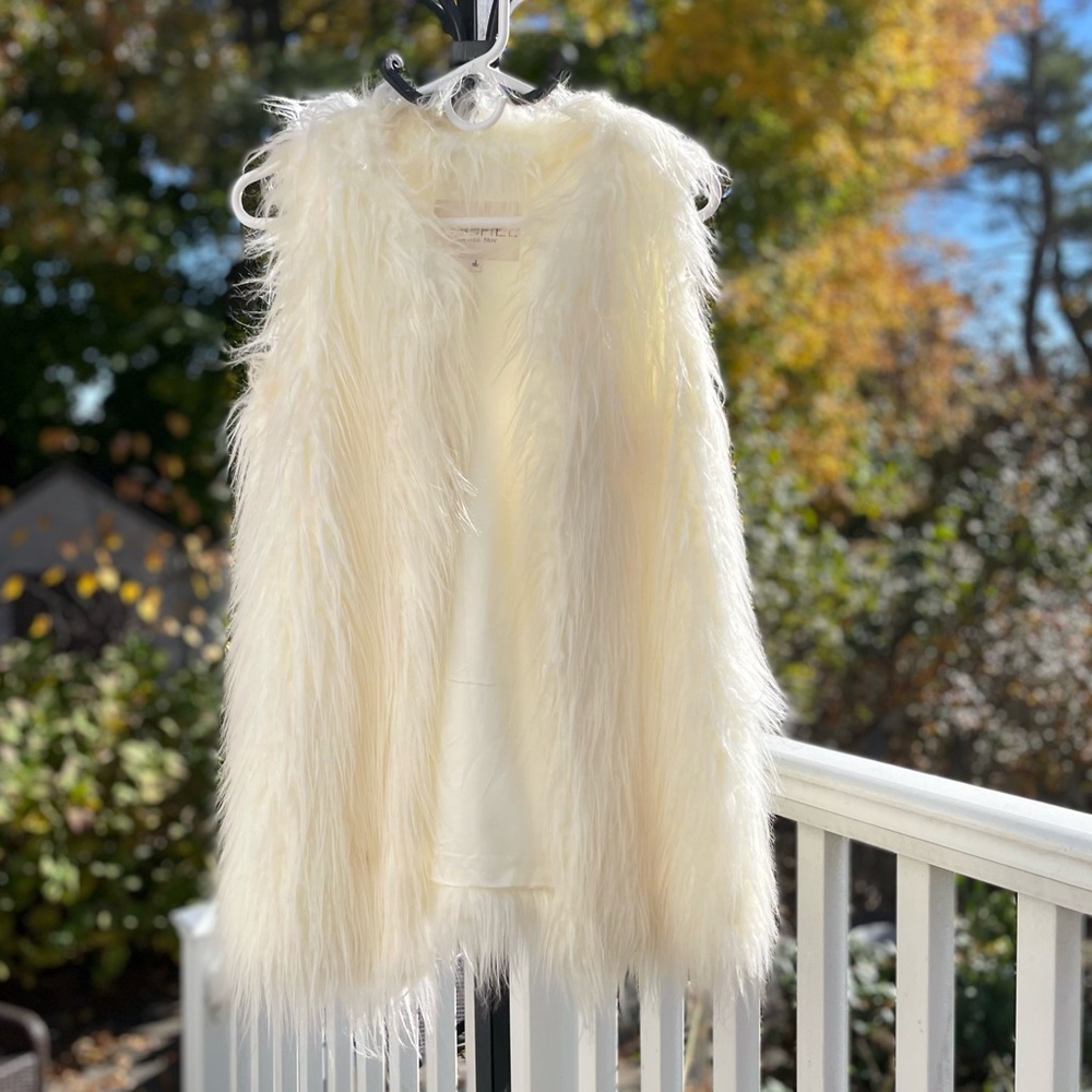 RACHAEL Rachel Roy Faux Long Vest